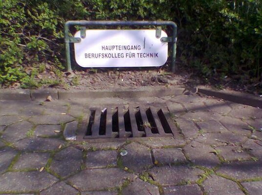 eingang_200.jpg