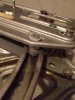 902CV Fensterheber hinten Gleiter gebogene Schiene.jpg