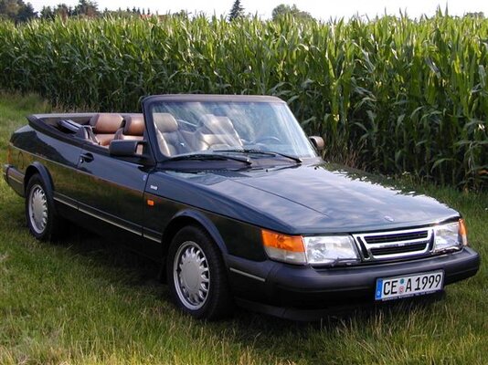 saab 900 104 (Small).jpg