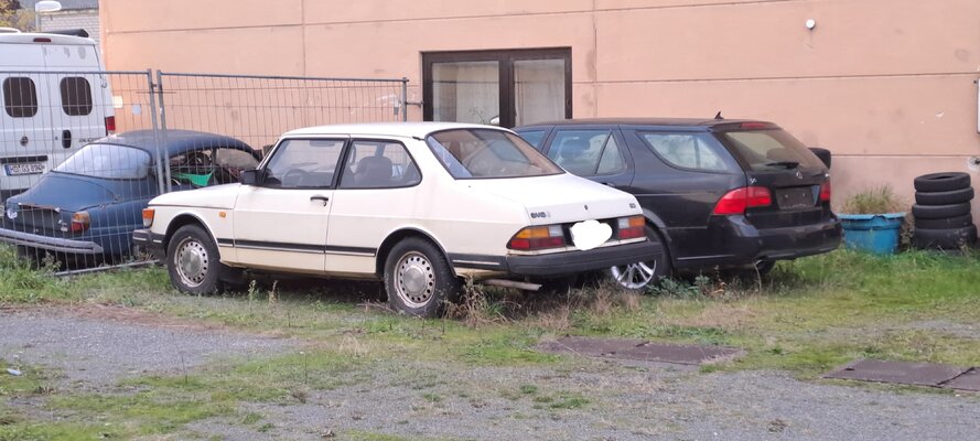 3x Saab.jpg