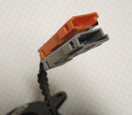 931 Airbags Wickelspule 5331202 - Stecker fahrzeugseitig.jpg