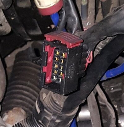 2025-03-26 08_14_20-Motor - Ansaugbrücke demontieren _ Saab Cars _ Die Saab Gemeinschaft.jpg