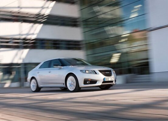 Saab_9-5_Bild_04.jpg