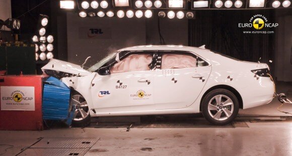 9-5_crashtest-euroncap.jpg