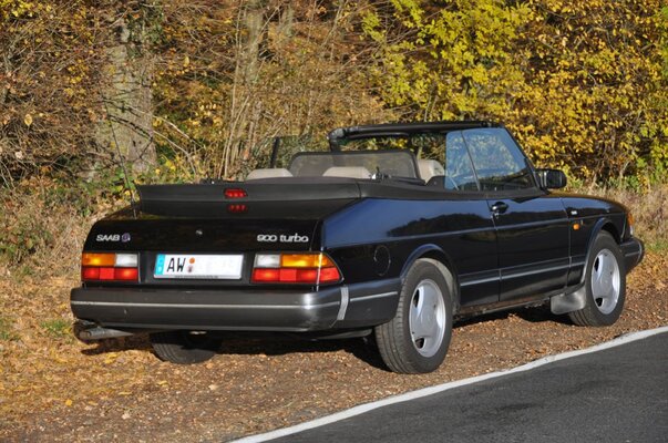 Saab_900.jpg
