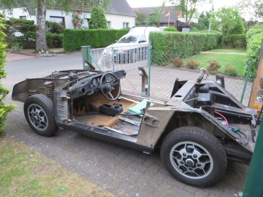 039-Chassis nackig.JPG
