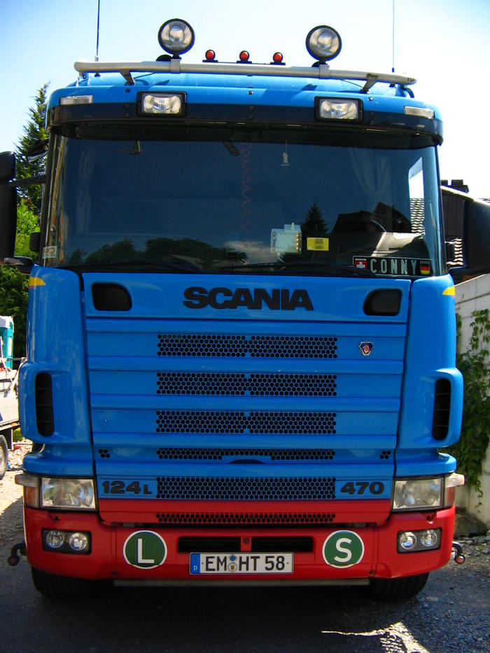 3705567.jpg