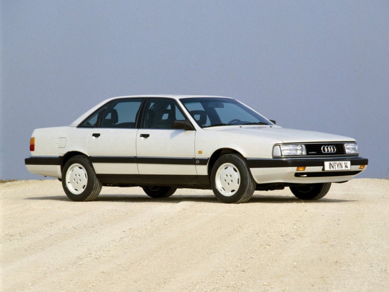 audi_200_5.jpg