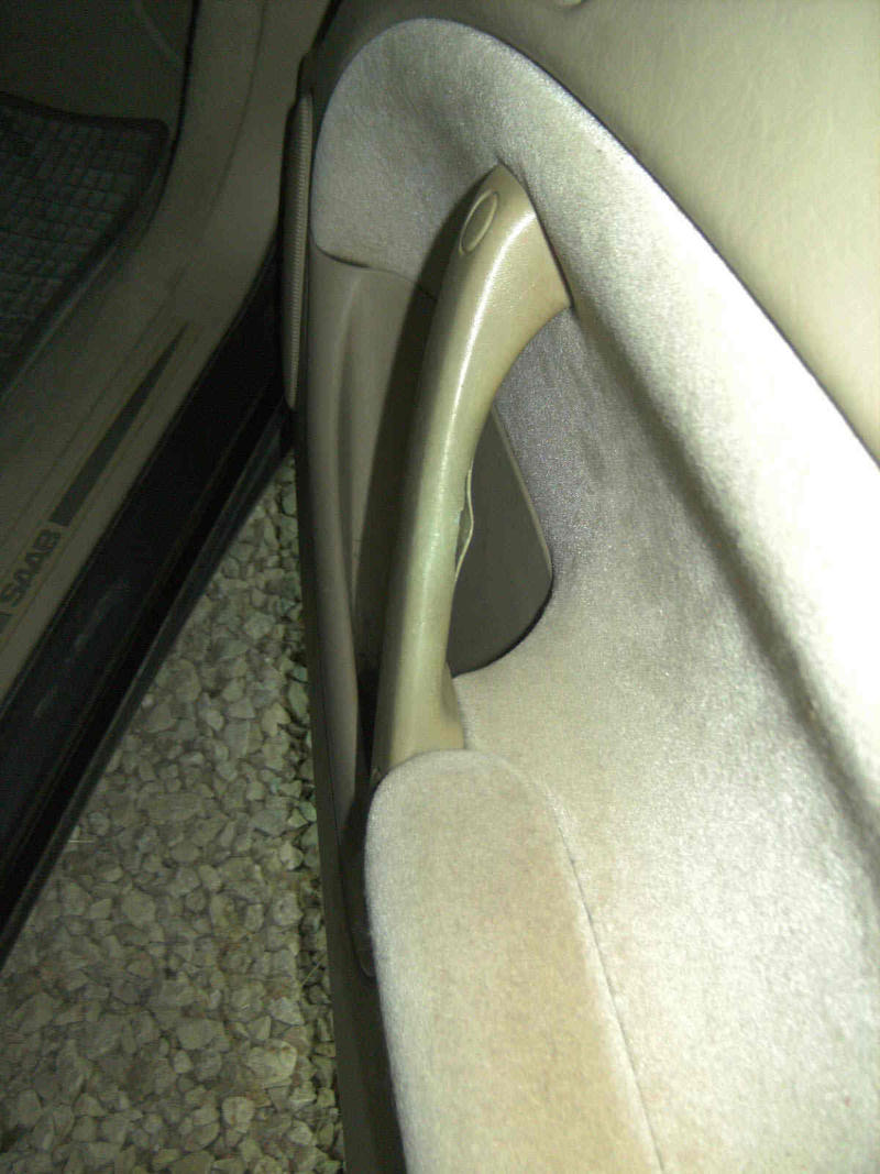 14142092dw.jpg