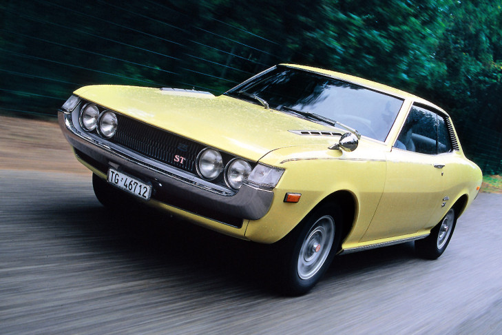 Toyota-Celica-TA22-23-729x486-96c54276951a4b2e.jpg