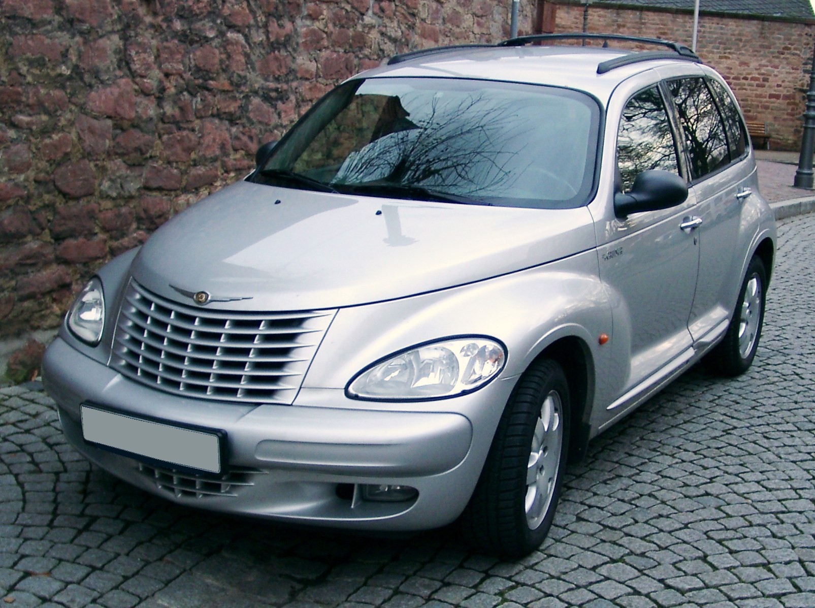 Chrysler_PT_Cruiser_front_20071211.jpg