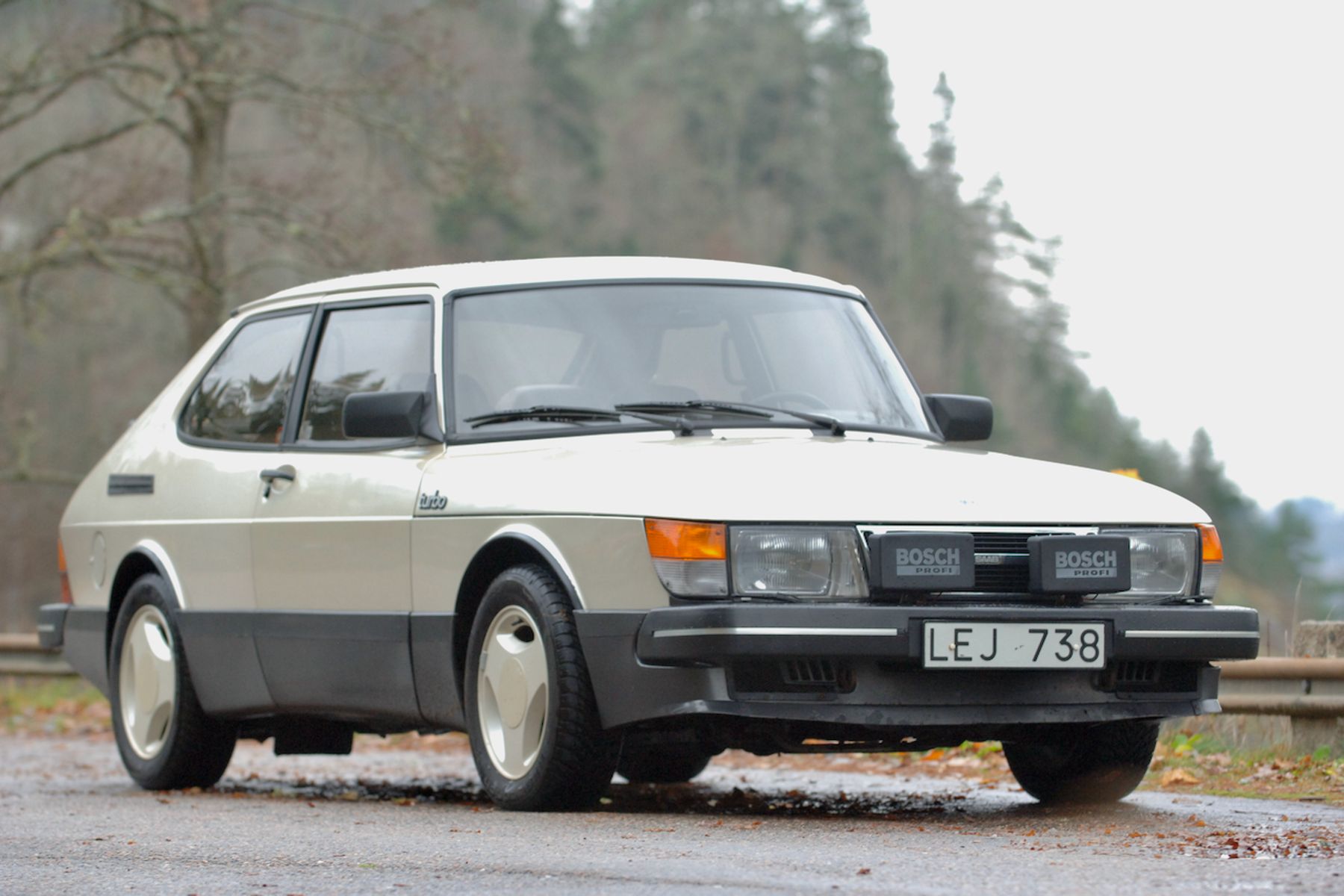 saab-900-aero-13172-16057110381.jpeg