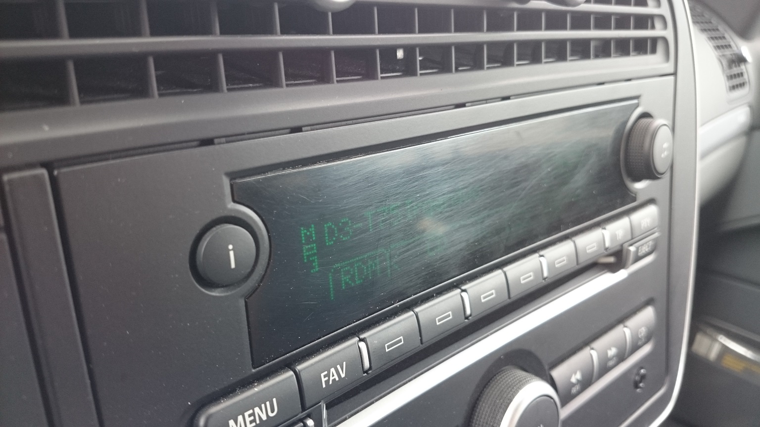 Radio Display verkratzt