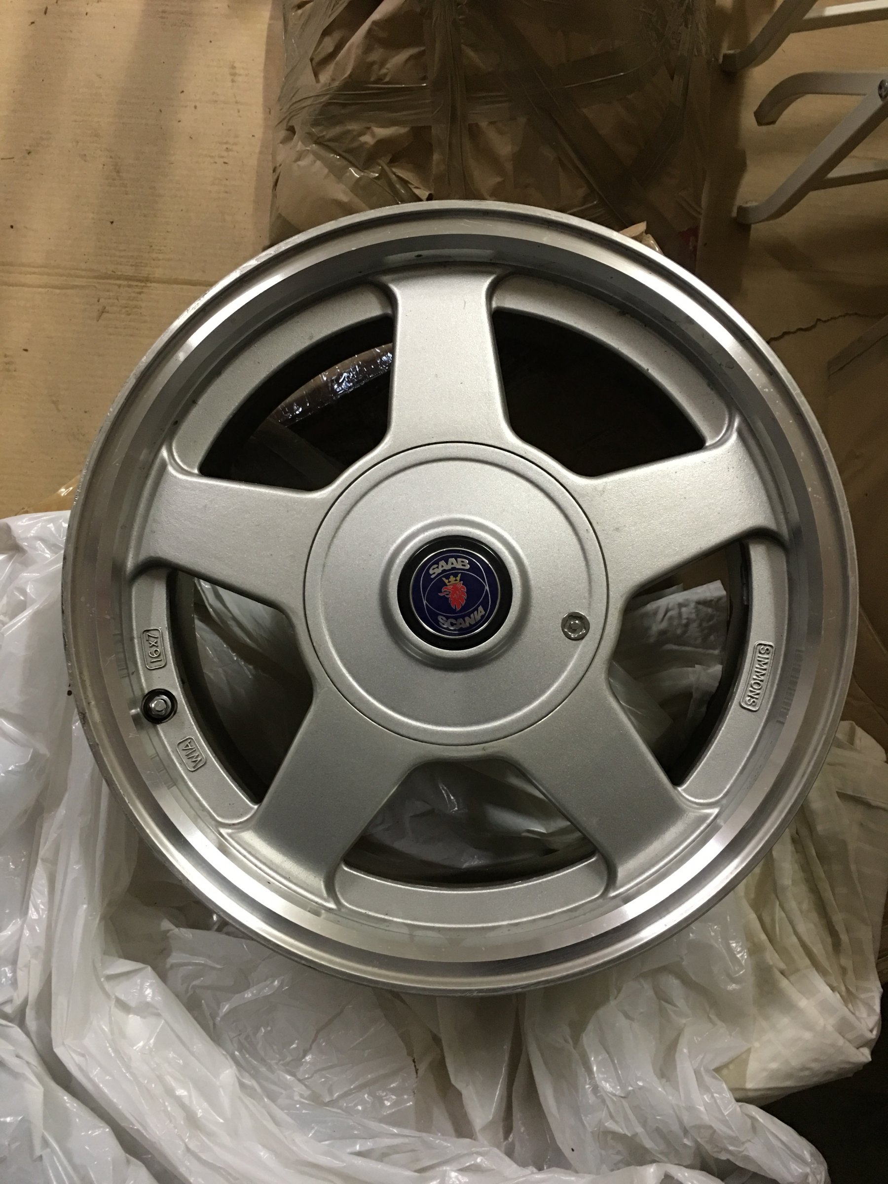 Simmons 16x7 Felgen