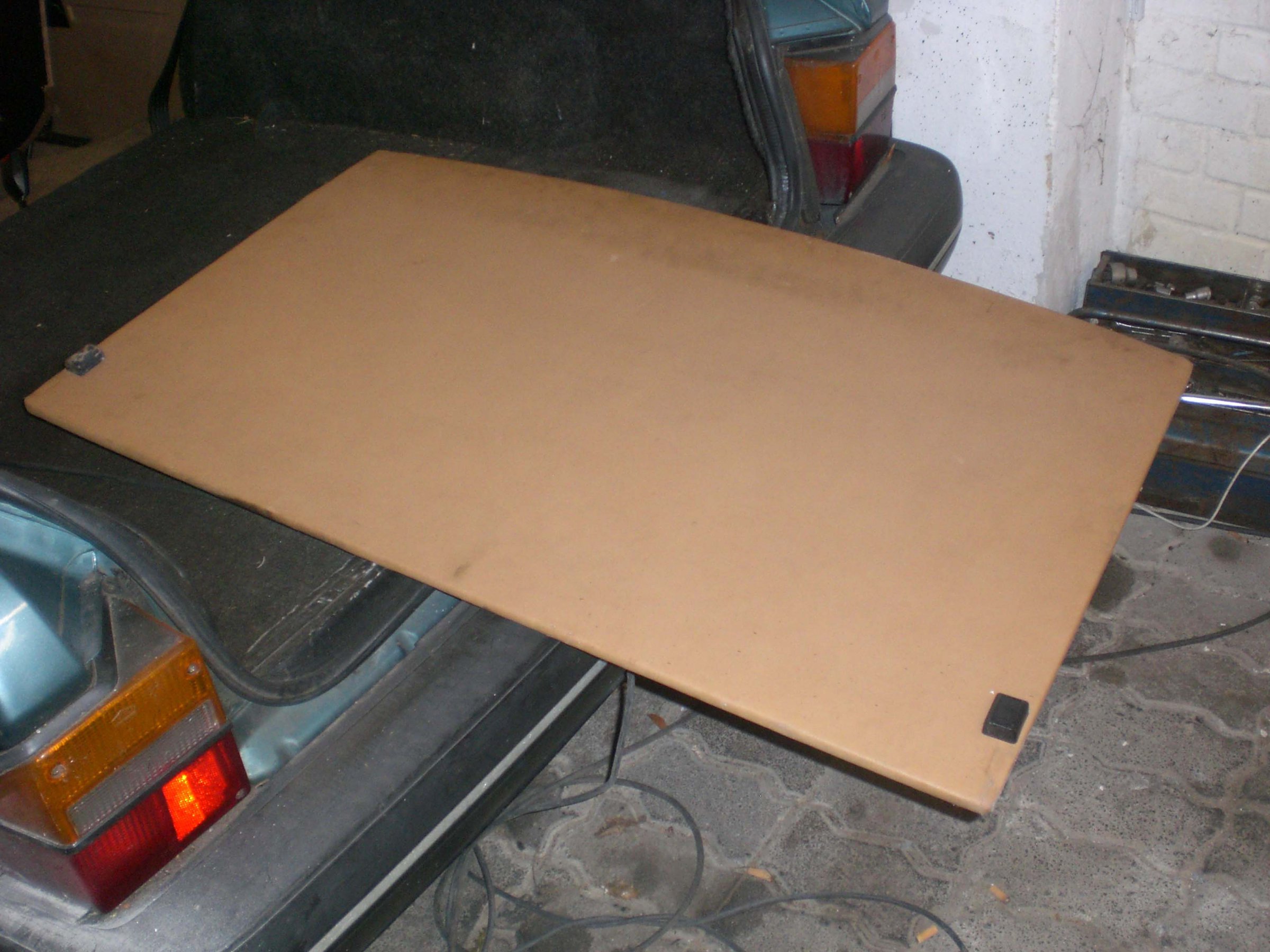 Hutablage/Kofferaumabdeckung 900