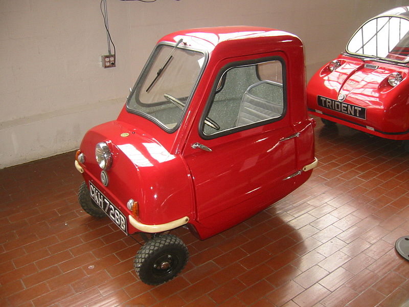 800px-1965_Peel_P50_The_Worlds_Smallest_Car_(Lane_Motor_Museum).jpg.104852700ef423b07c8674387aa64878.jpg