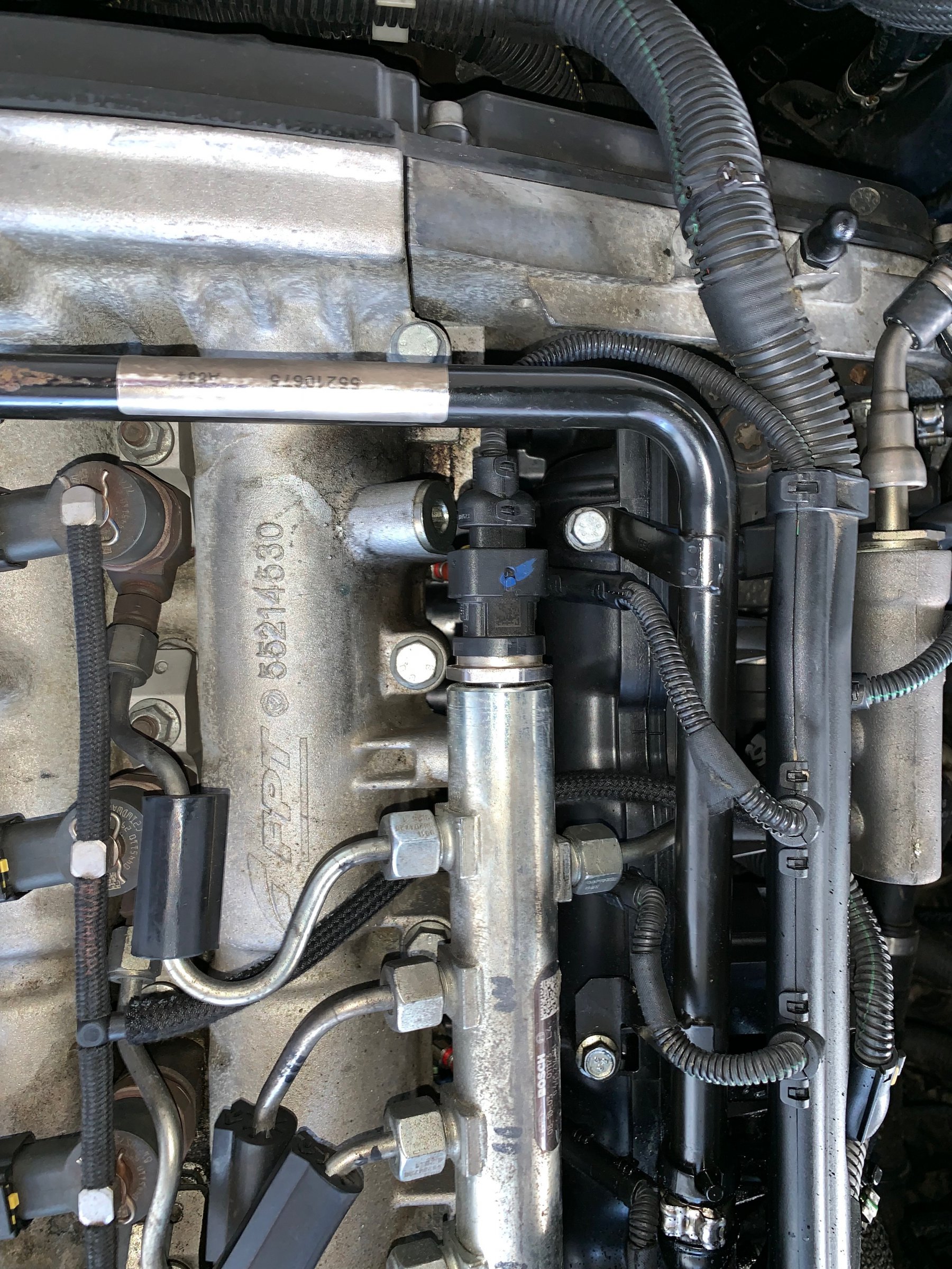 TTID Motor "schwitzt" Öl an einer Stelle -> Normal oder Fingerweg?