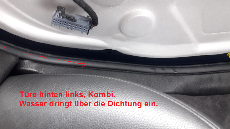 Wassereinbruch Fond / hinterer Fußraum