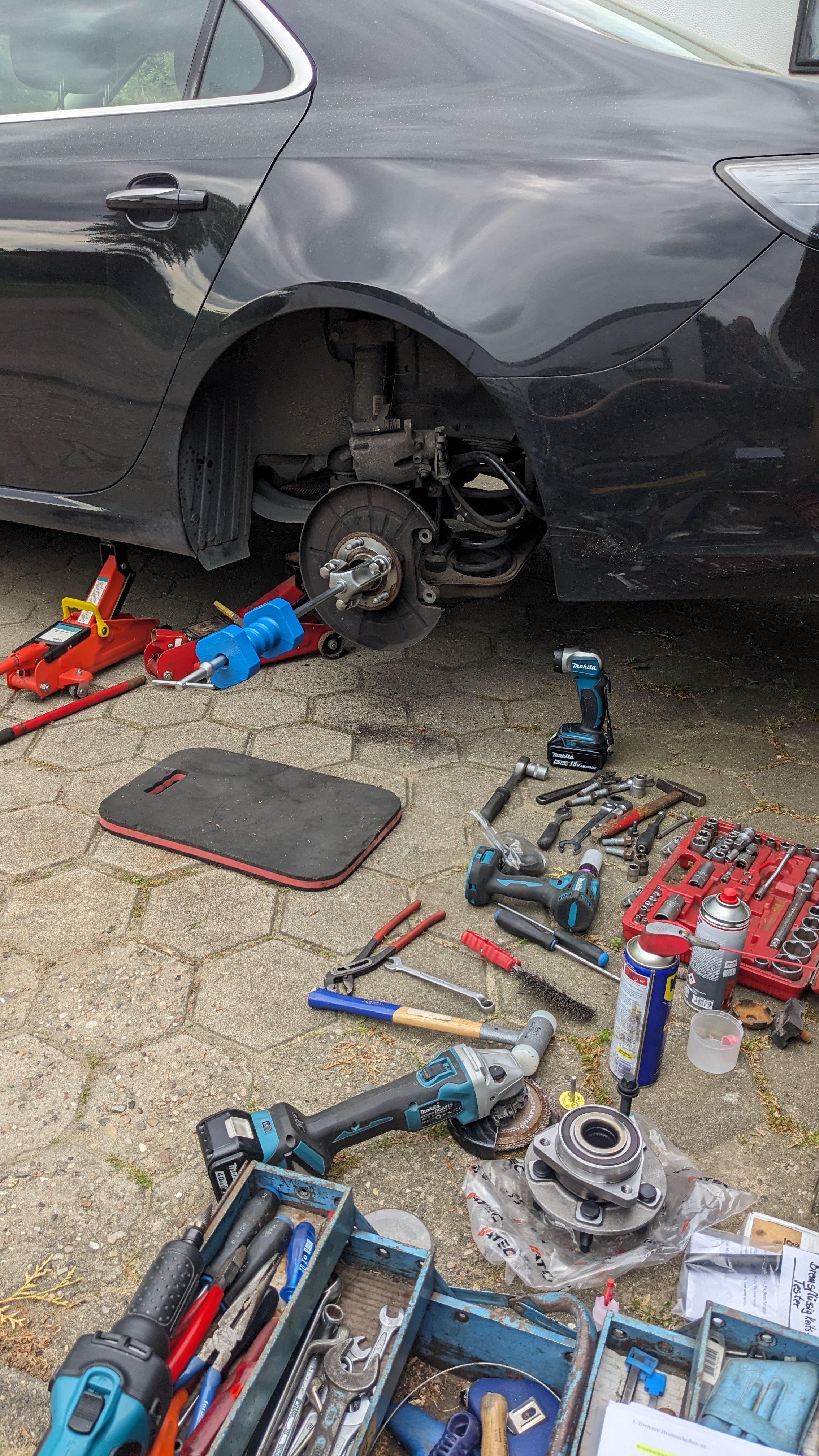 Radlager geht nicht aus dem Träger/Achsschenkel