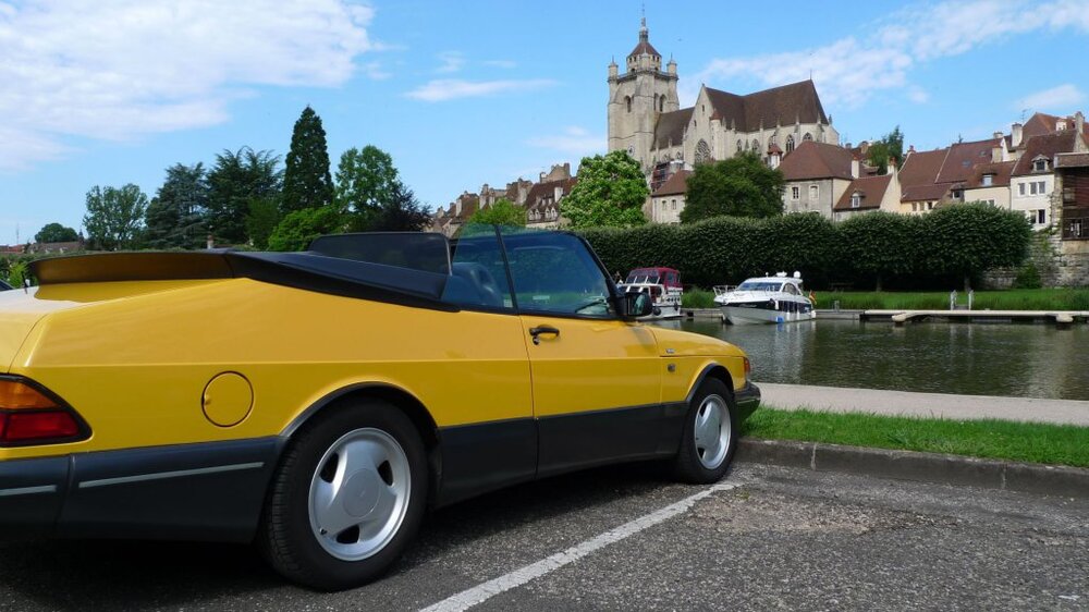 02DoleBurgund.thumb.jpg.31a28ff20f3940e91baaf405bbe63dbc.jpg