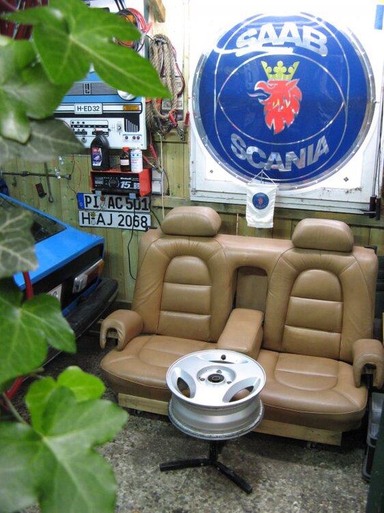 092-Garagenidylle.thumb.jpg.cc40d4fd3dc2af748cf07f803ea11e1f.jpg