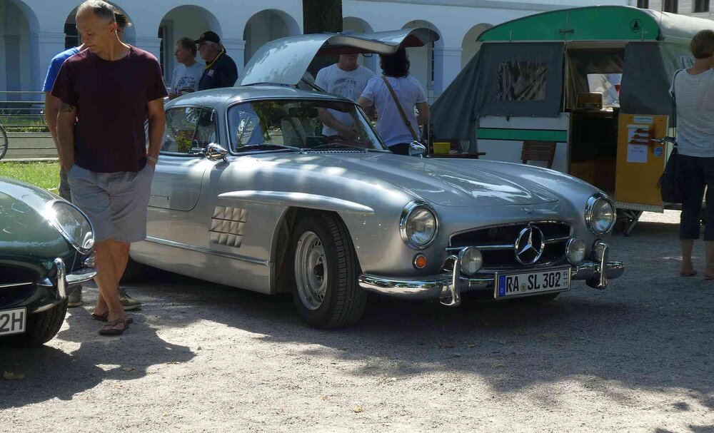 10_300SL.thumb.jpg.cd6fb3d32580a7ce83b50f37bb71667f.jpg