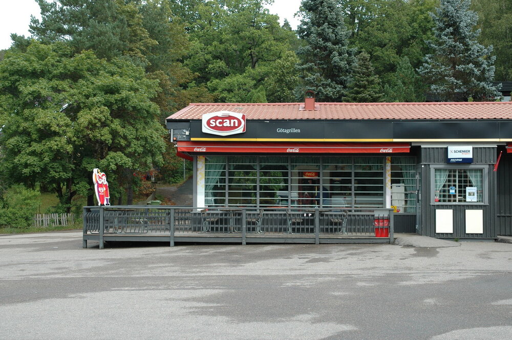 13a_superStopzumEssenaufdemWegnachTrollhttan.thumb.jpg.766fdad1bfd8802d90bdf4f925d3606a.jpg