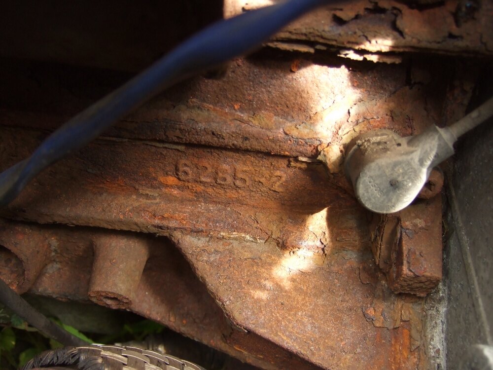 2012_0831Motornummer_hf.thumb.jpg.ea071dc193c521e76111379e5fd0a34d.jpg