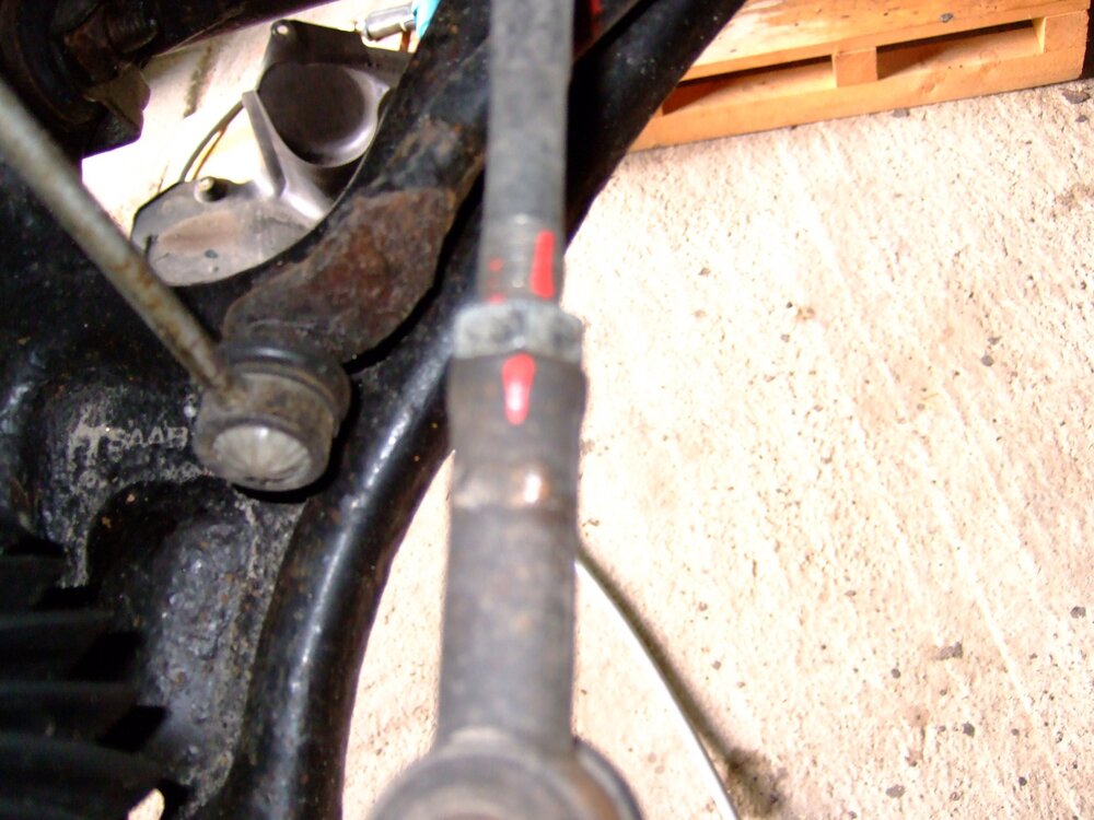 2013_0909_183000.thumb.JPG.065192868c4e510e4e627b0918e682f1.JPG