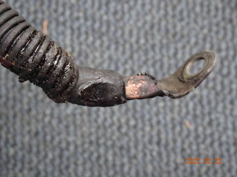 220222KabelschuhLichtmaschine1.thumb.jpg.e975b1d86c7efc7d55ed4f0b74454578.jpg