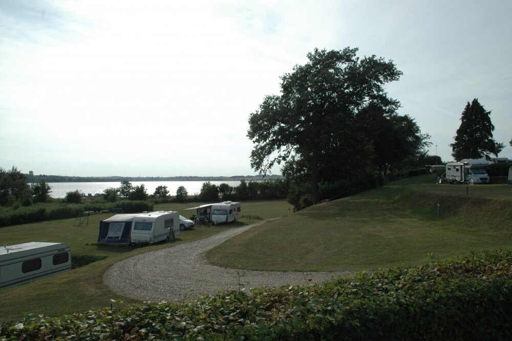 24CampingplatzHejlsmindeDK.thumb.jpg.9a0b9ba39b96779dd6bf409174be87a3.jpg