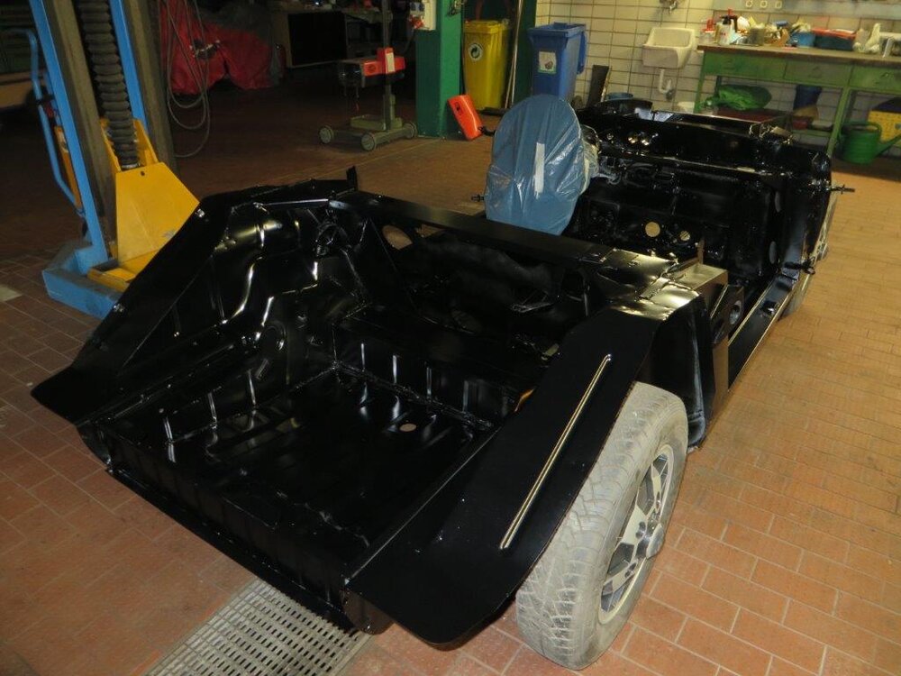 413-Lackiert.thumb.JPG.12c69372dd8d2789a6f32051d6df4013.JPG