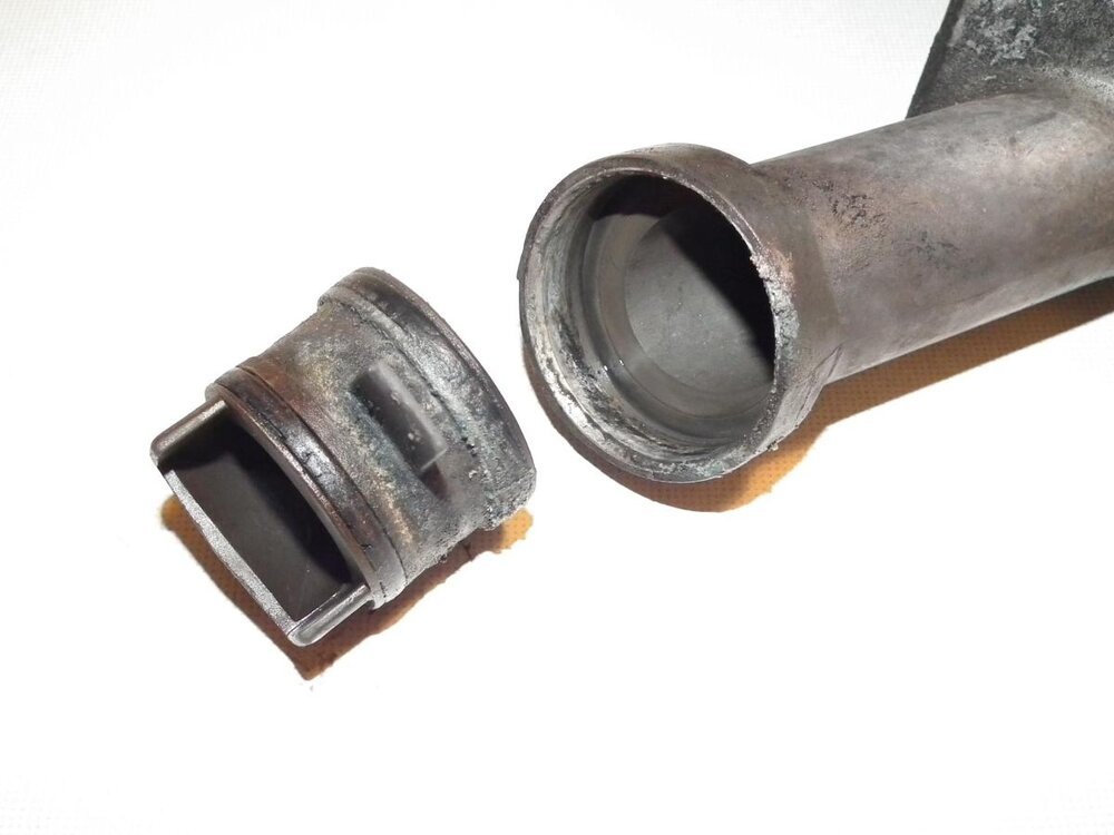 52-Anschluverbindung-mit-Dichtungen.thumb.JPG.c1a21511cbb2b371e15a780873ef5a1e.JPG