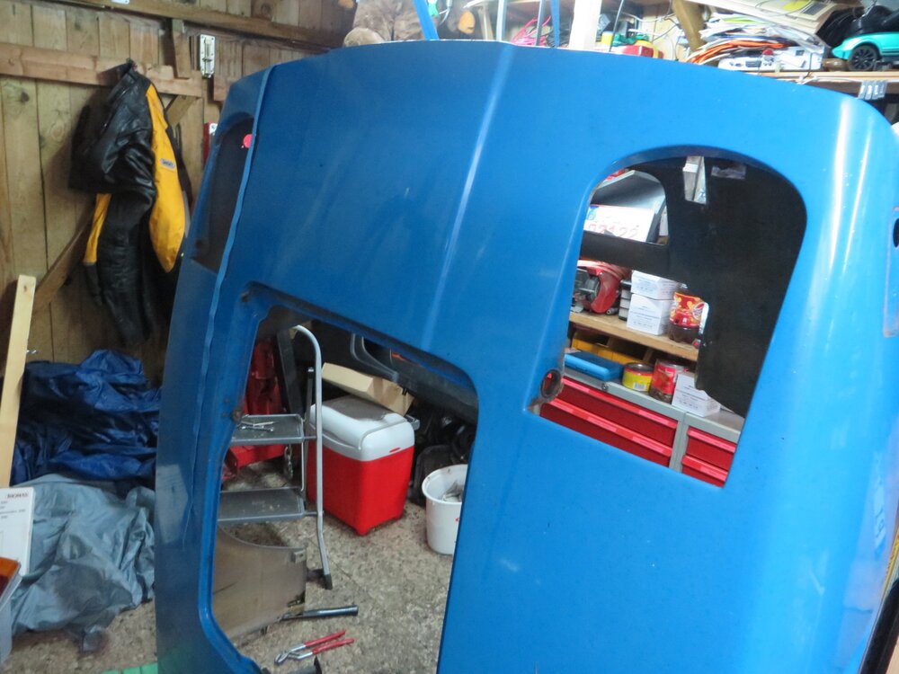 754-FrontohneScheinwerfer.thumb.JPG.ffd2be769a5cbd54ef4ab0f2d1d95bba.JPG