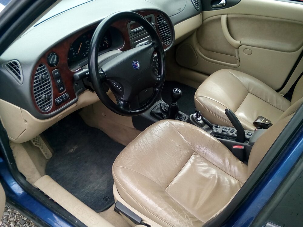 9-3blau2.thumb.jpg.92c592e1b90762b6f7ecd4ec7dd0acf3.jpg