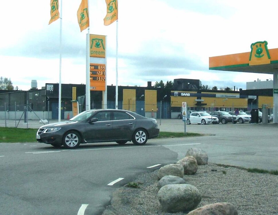 9-5N-Saab2-Apr10-17a.thumb.jpg.e0f94684db17c27bf090a918ab390e1b.jpg