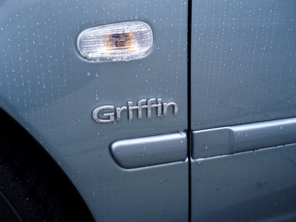 9-5_Griffin_2.thumb.jpg.205acadc6b2b3eaeffe33626b17b0362.jpg