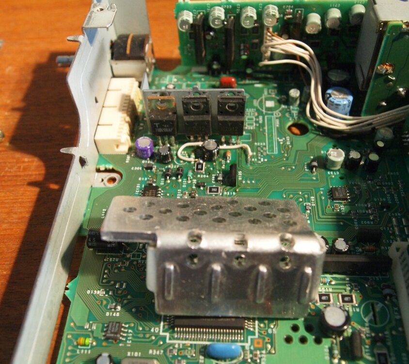 9000_radio_reparatur_11.thumb.JPG.6b6ccd0afcf3692d866d7b4dc637d703.JPG