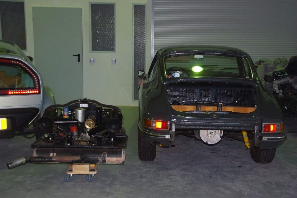 912_Motoren.thumb.jpg.df2e07257b188e98dd4dac0f051892ac.jpg