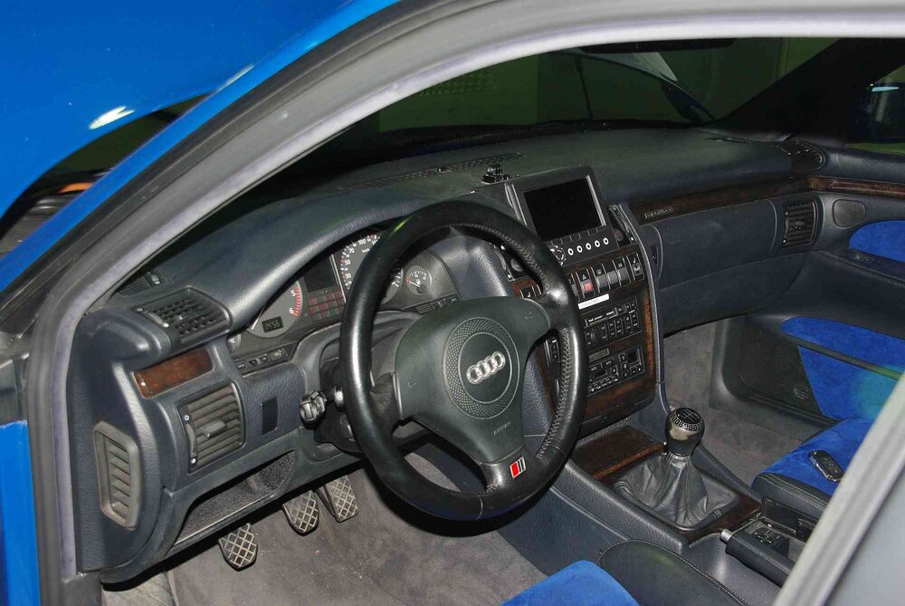A8_innen.thumb.jpg.d10ac7a161d3c43838b5634596bb92fd.jpg