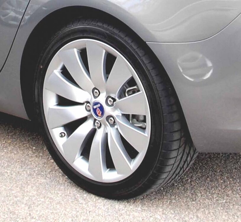 Aero-Goodyear.thumb.jpg.8be376cb81325449e07ce03115bca35f.jpg