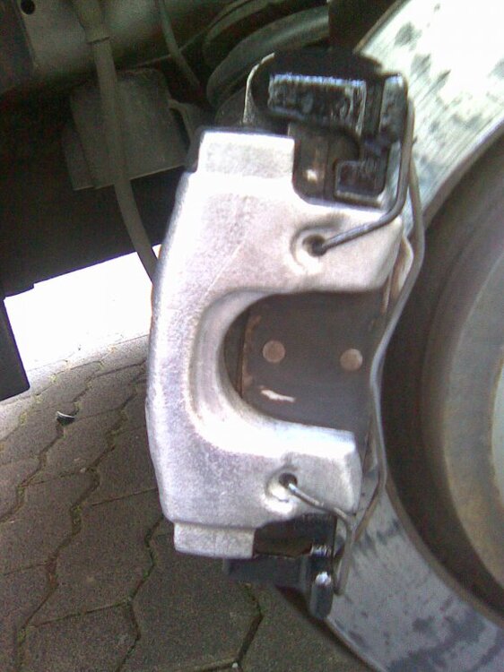 Aero_Bremse_hinten_11.thumb.jpg.80eb05bb51a16562e26a61c711e025ff.jpg