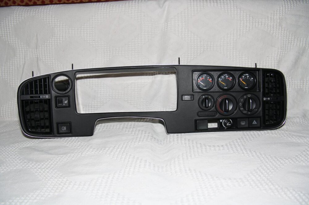 Armat_1.thumb.jpg.723ebaba0e3b1024d92f98ae95256bab.jpg