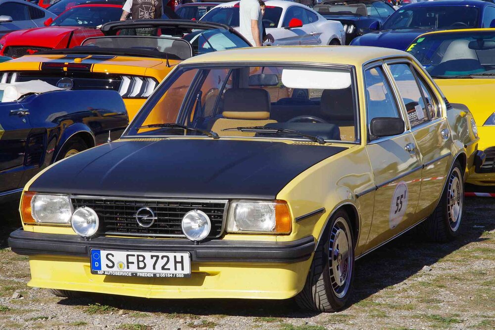 Ascona.thumb.jpg.3fa7f7c996195b5f8b078874711ebd9c.jpg