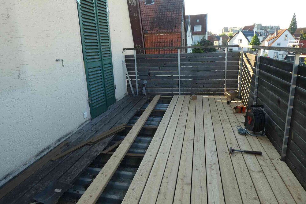 Balkon.thumb.jpg.43783d105db92102150950e546ae0ea1.jpg