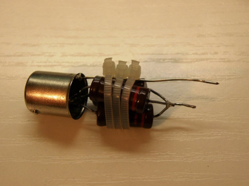 Bastel(12).thumb.jpg.0e85edc546bc4d01ad49b2dceaa91339.jpg