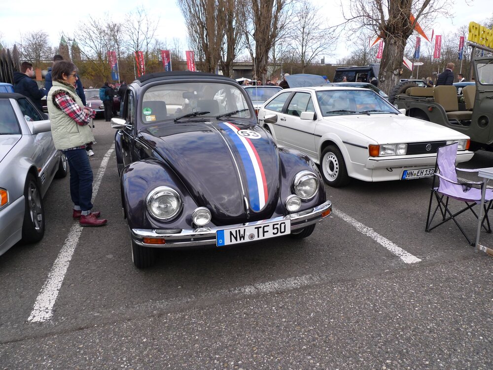 BenzingesprcheAutos03.thumb.jpg.9f524b766823428357703bb447a13c28.jpg