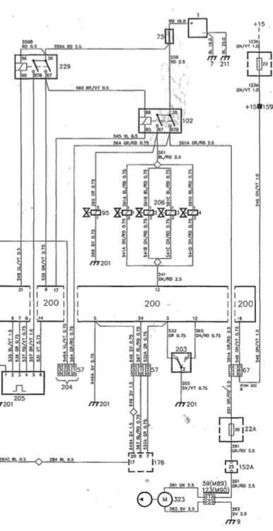 Benzinpumpenrelais102.thumb.png.1b1357437d8ebe63bd69b7a756fca946.png