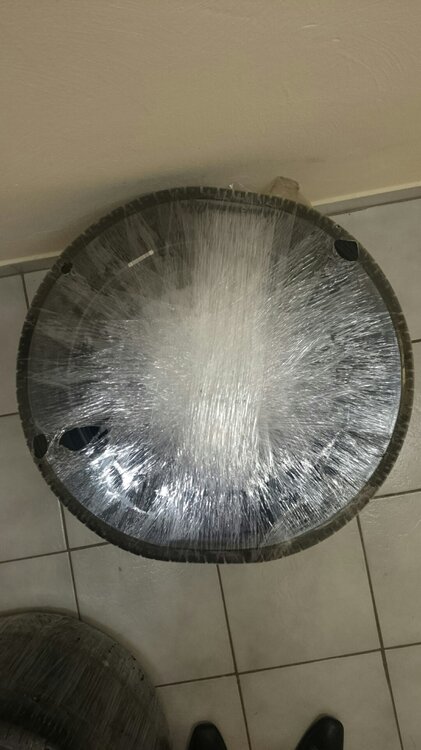 Bild1Reifenneu.thumb.JPG.06d51f7330fc069e6e673638d0a0ced8.JPG