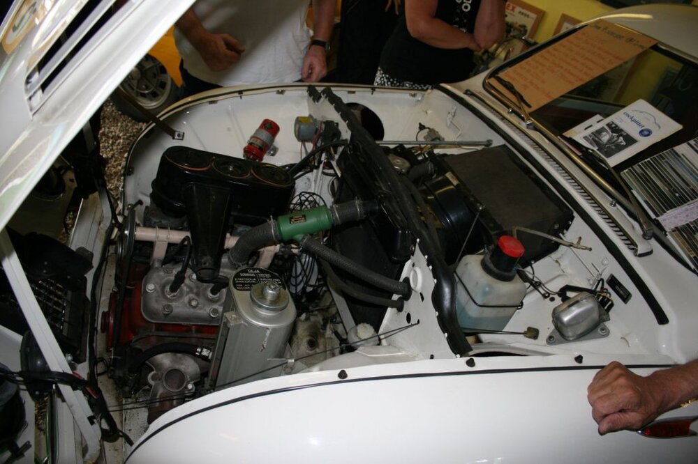 Bild255A.thumb.jpg.577922334c3ee4db61263529e54345b9.jpg